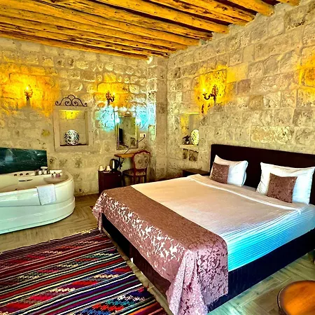 Hotel The Red Horse 3*