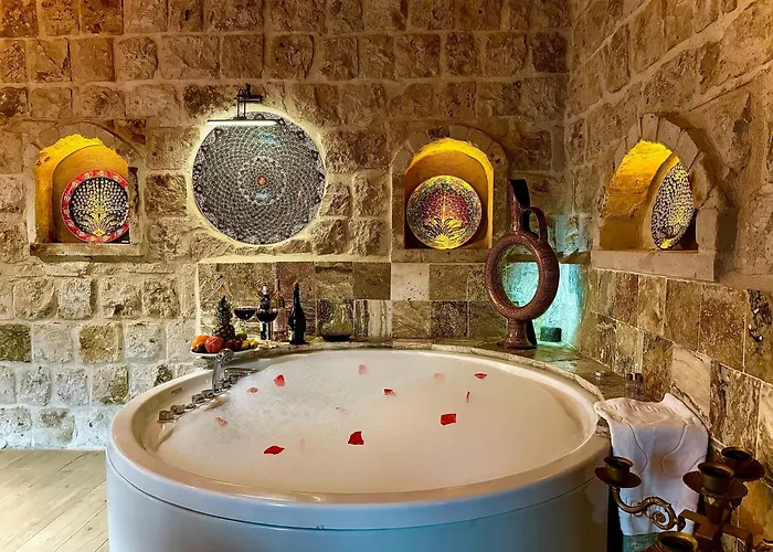 The Red Horse ホテル ウルギュップ