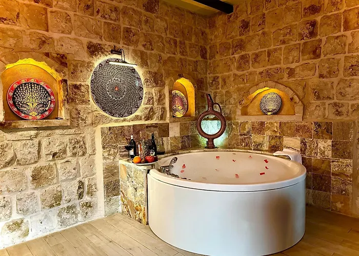 Otel The Red Horse 3*