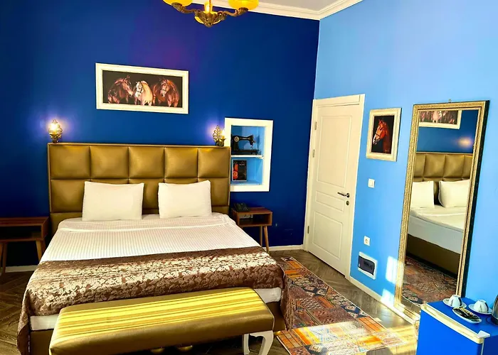 The Red Horse ウルギュップ