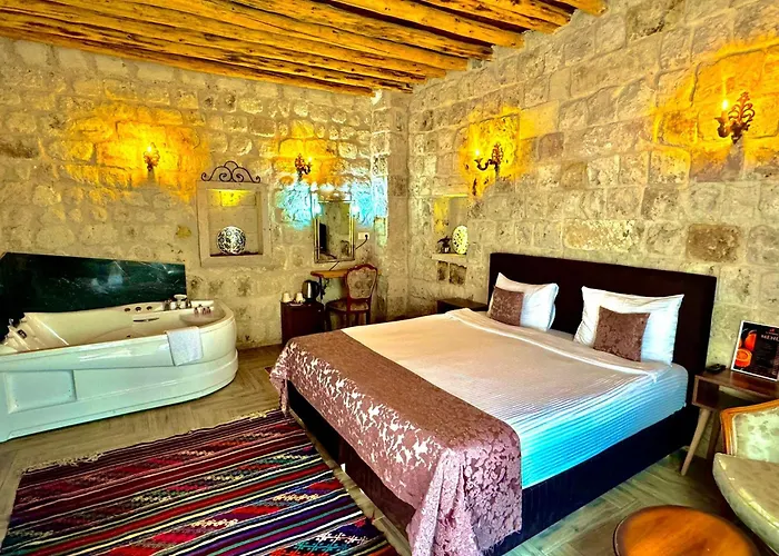 Otel The Red Horse 3*